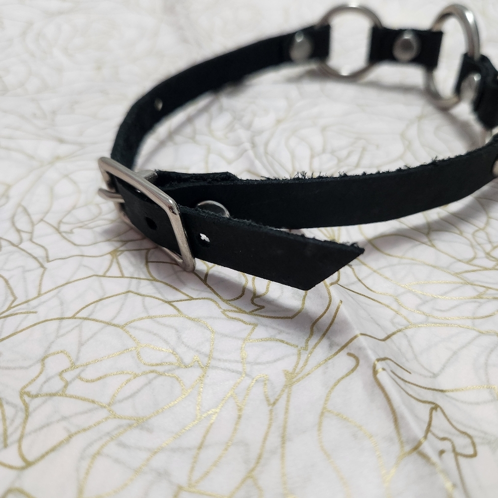 Handmade Real Leather Black Silver O-Ring Choker - Picture 9 of 14
